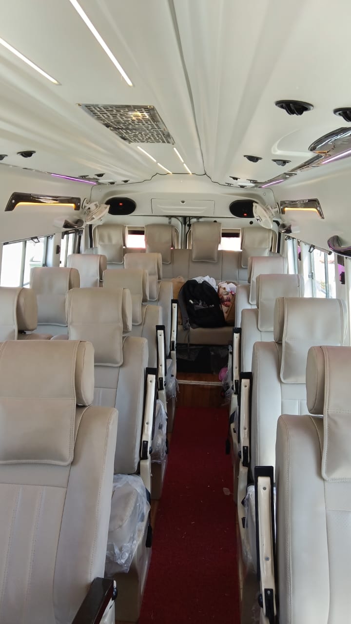 20 Seater Maharaja Tempo Traveller on Rent – Delhi NCR